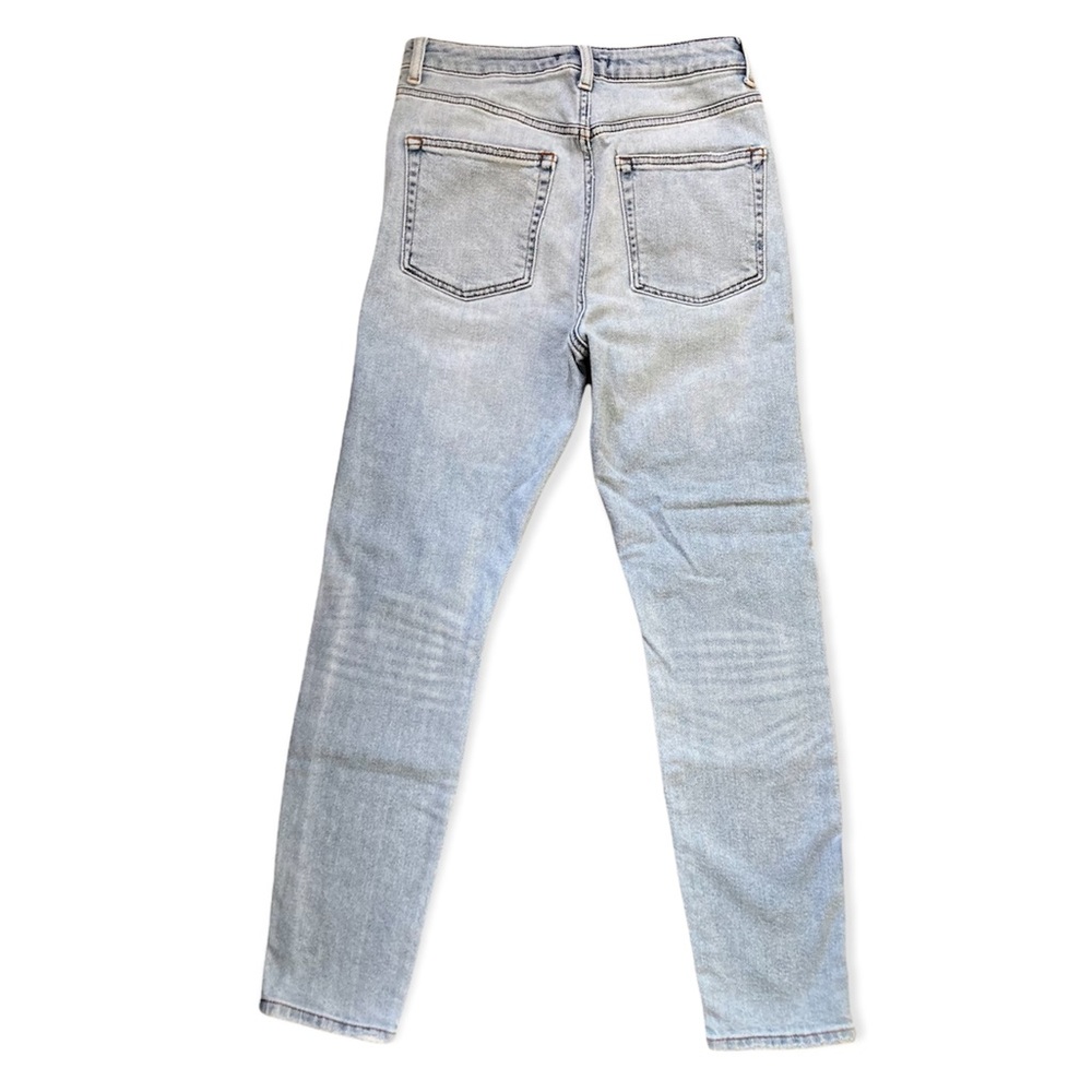 LIKE NEW F21 Premium Highrise Buttonfly Skinny Jeans - Picture 7 of 8